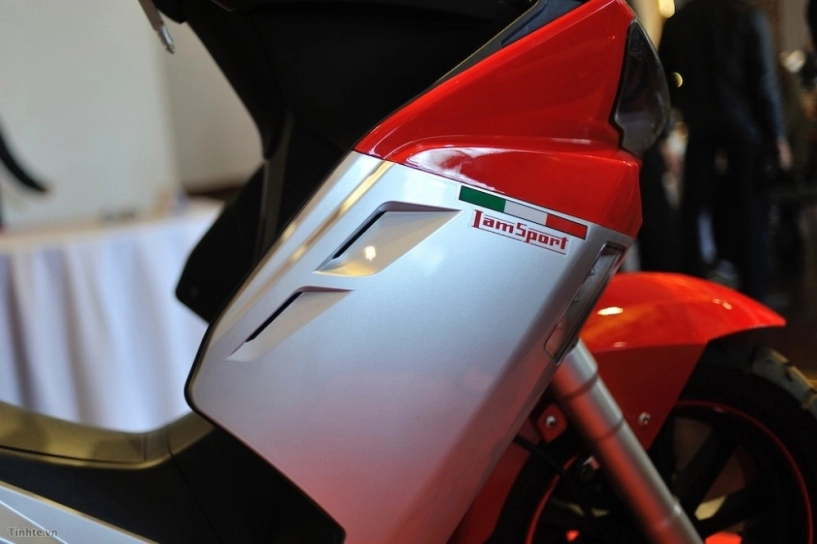 Honda pcx 2014 vừa ra mắt đã có đối thủ cạnh tranh - 6