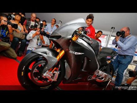 Honda rcv1000r - mẫu xe dành cho mùa giải motogp 2014 - 5