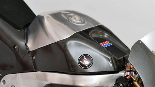 Honda rcv1000r - siêu môtô dành cho motogp 2014 - 6