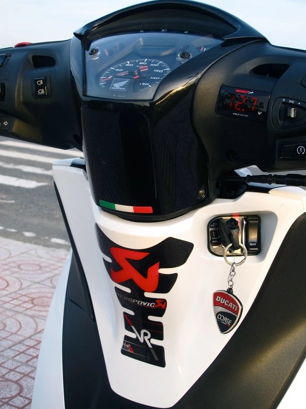 Honda sh 2012 phát phát lộc phát với akrapovich - 5