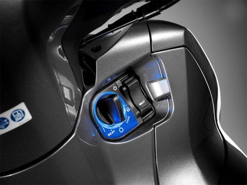 Honda sh 300i 2015 đèn pha led và cải tiến mới - 6