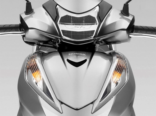 Honda sh 300i 2015 đèn pha led và cải tiến mới - 4