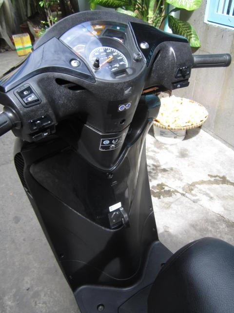 Honda sh150i vn màu đen đk 92011 from mới bstp - 3