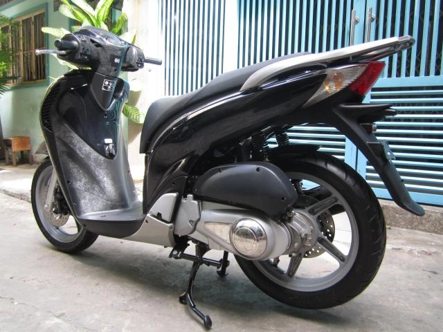 Honda sh150i vn màu đen đk 92011 from mới bstp - 4