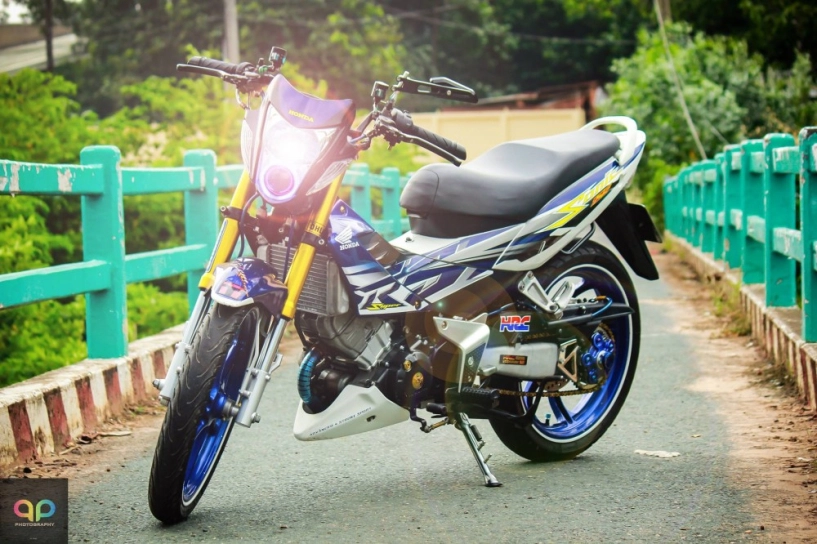 Honda sonic độ đầy tâm huyết của dân chơi việt - 1