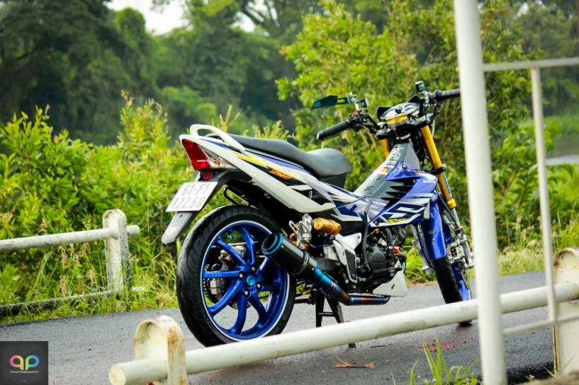 Honda sonic độ đầy tâm huyết của dân chơi việt - 2