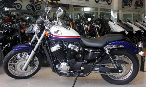 Honda vt750s tricolour chiếc môtô hàng độc tại sài gòn - 2