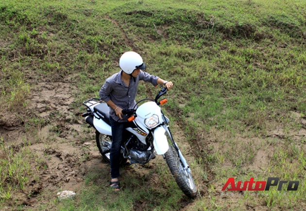 Honda xr125 2013 không chỉ dành cho dân phượt - 8