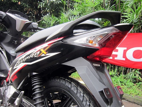 Indonesia ra mắt honda supra x 125 fi - 20