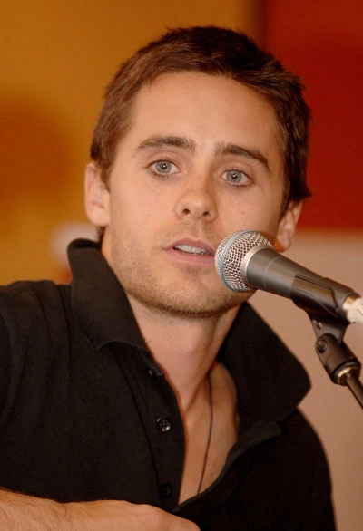 Jared leto thay đổi kiểu tóc chóng mặt - 5