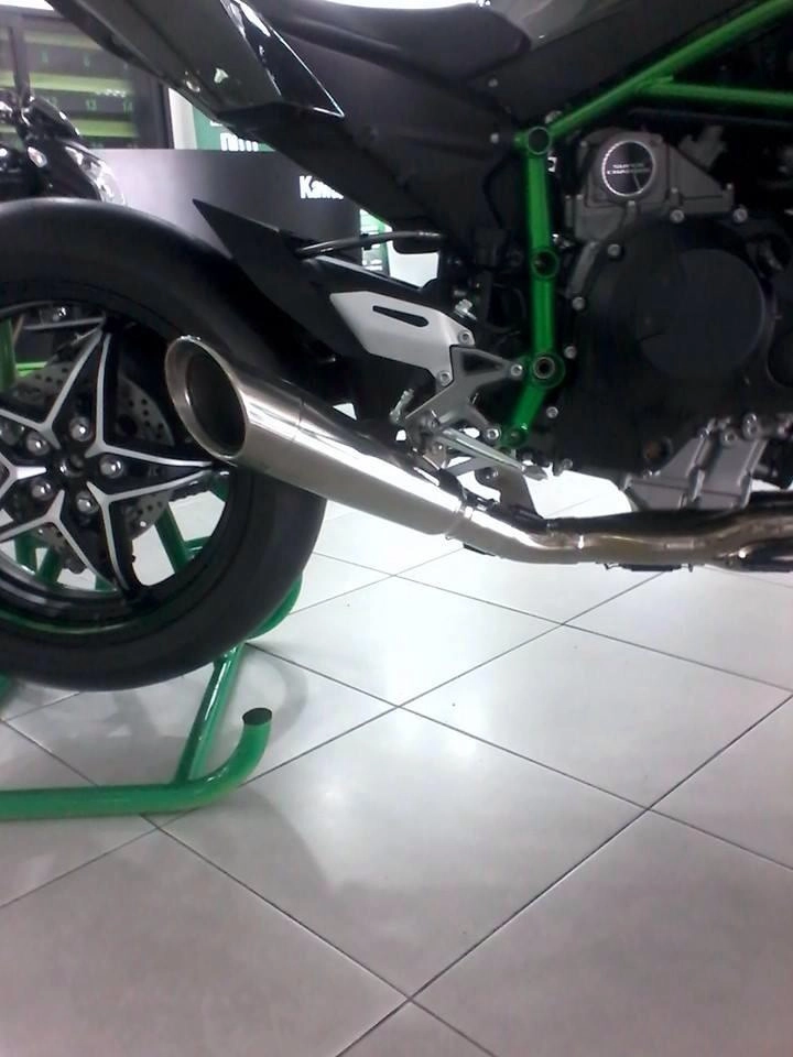 Kawasaki h2 có giá chính hãng 1059 tỉ đồng tại việt nam - 9