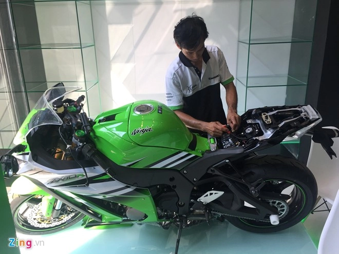 Kawasaki việt nam về việt nam 18 môtô chính hãng - 9