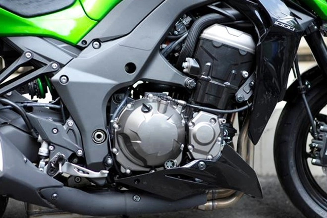 Kawasaki z1000 2015 ảnh cận cảnh tại sài gòn - 9