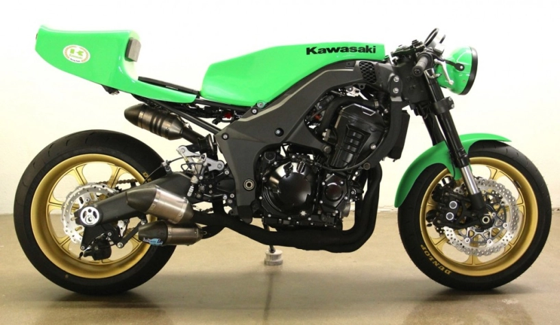 Kawasaki z1000 cafe racer - trở về quá khứ - 1