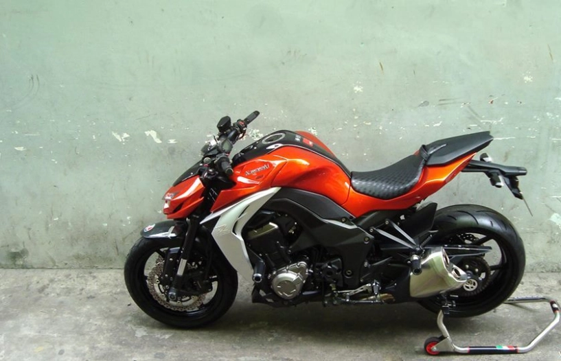 Kawasaki z1000 độ nhiều món evotech và rizoma - 1