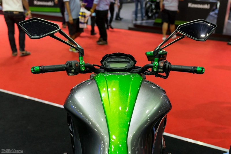 Kawasaki z1000 lên đồ chơi biker tại bangkok motor show 2015 - 23