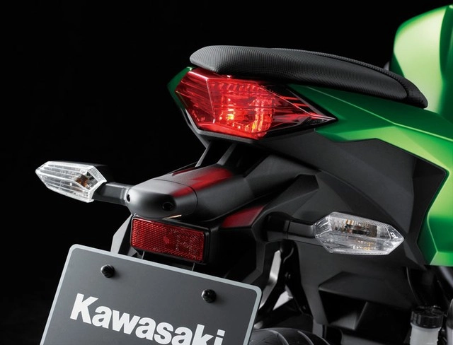 Kawasaki z300 2015 đã có giá bán - 14