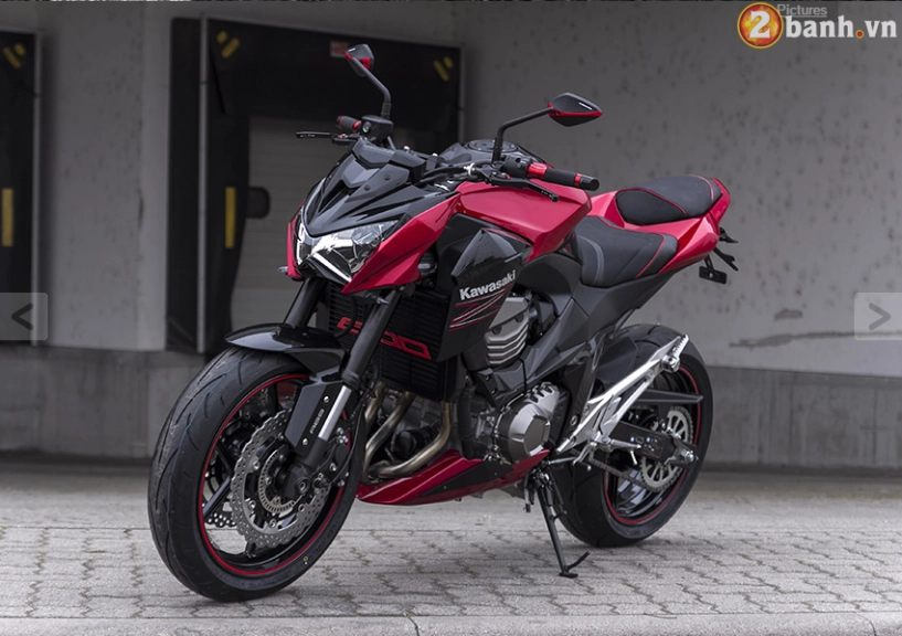 Kawasaki z800 độ phong cách với màu đỏ lạ lẫm - 1
