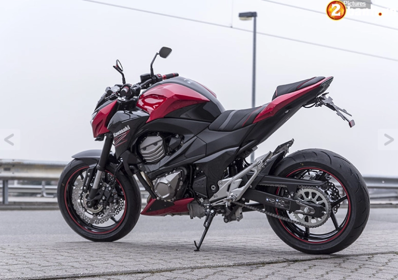 Kawasaki z800 độ phong cách với màu đỏ lạ lẫm - 3