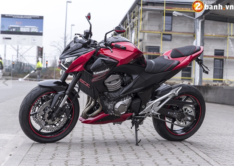 Kawasaki z800 độ phong cách với màu đỏ lạ lẫm - 13