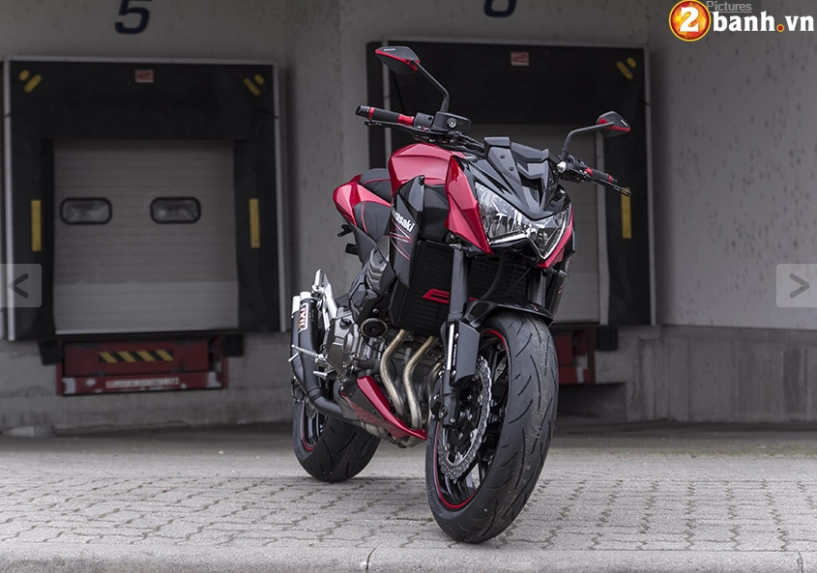 Kawasaki z800 độ phong cách với màu đỏ lạ lẫm - 14