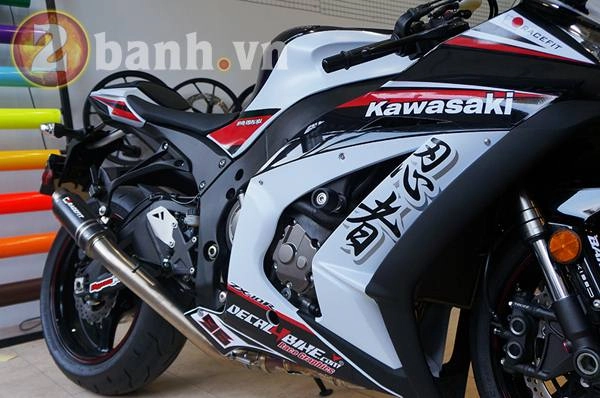 Kawasaki zx-10r race graphics design by decal4bike - 8