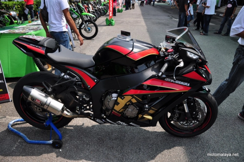 Kawasaki zx-10r yoshimura tuyệt phẩm ở malaysia - 8