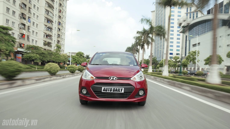 Kia morning và hyundai grand i10 so tài xế nhỏ - 20