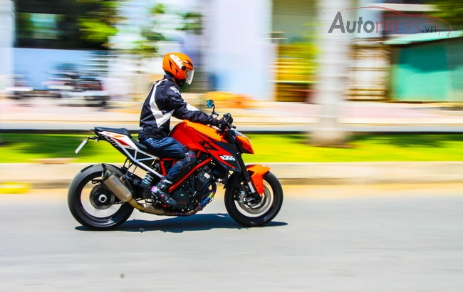 Ktm super duke 1290 xe không dành cho người yếu tim - 9