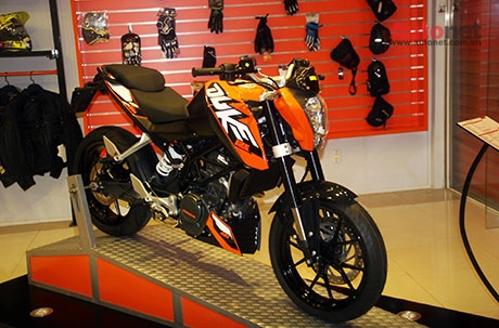 Ktm việt nam kỷ niệm 1 năm thành lập ưu đãi 25 cho duke 125 - 2