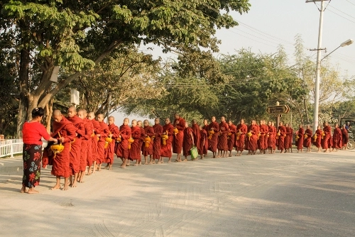 Lễ xuất gia độc đáo của người myanmar - 3