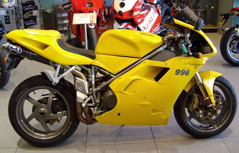 Lịch sử hoành tráng của ducati 996 - 3