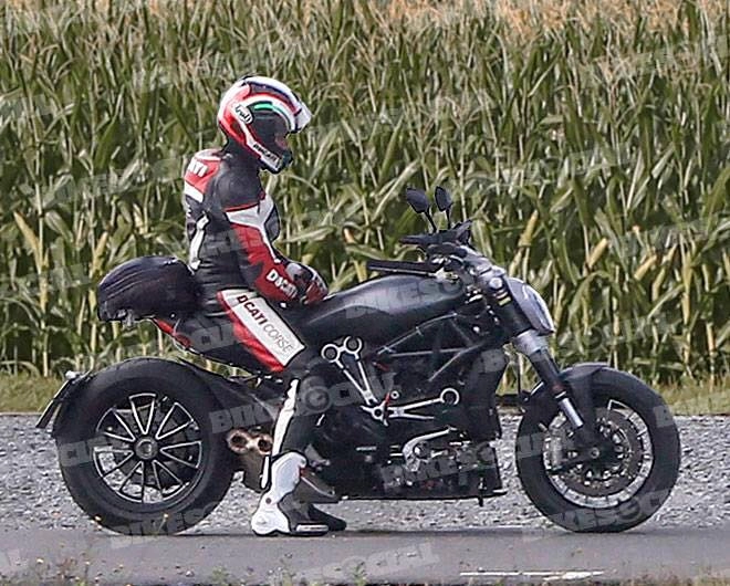 Lộ ảnh ducati diavel 2016 với thiết kế hoàn toàn mới - 2