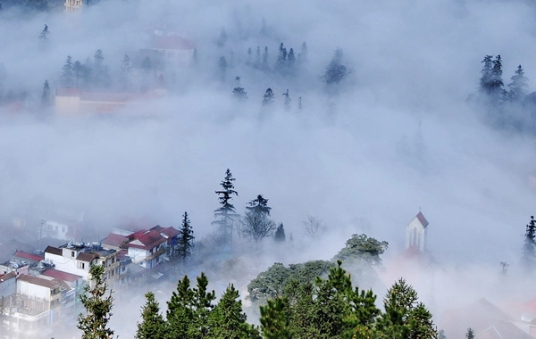 Lung linh huyền ảo mây trắng ở sapa - 7