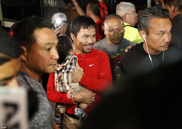 Manny pacquiao từ cậu bé nghèo khổ tới tay đấm thượng hạng - 9