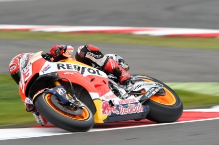 Marc marquez phá vỡ kỷ lục thời gian hoàn thành một vòng đua tại silverstone circuit - 9