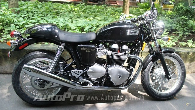 Mc anh tuấn tậu triumph thruxton 2013 - 8