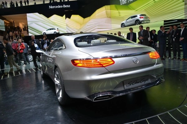 Mercedes-benz tung ảnh s-class coupe 2015 - 2