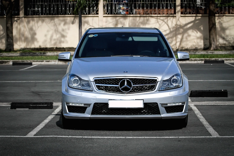 Mercedes c-class w204 đẹp hơn khi độ bodykit c63 amg - 6