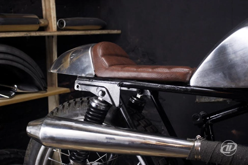 Minsk độ cafe racer giản đơn - 12