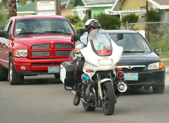 Một vòng ngắm xe mô tô của cảnh sát thế giới - 9