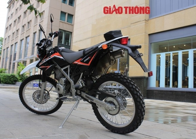 Môtô địa hình giá rẻ kawasaki xôn xao hà nội - 1