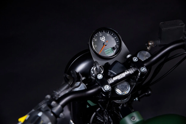 Moto guzzi v7 độ đẹp hút hồn với phong cách scrambler - 3