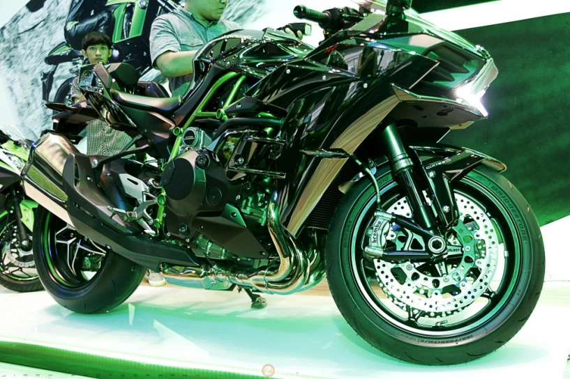 Motorrock khai trương showroom kawasaki đâu tiên tai hcm va ra măt ninja h2 - 8