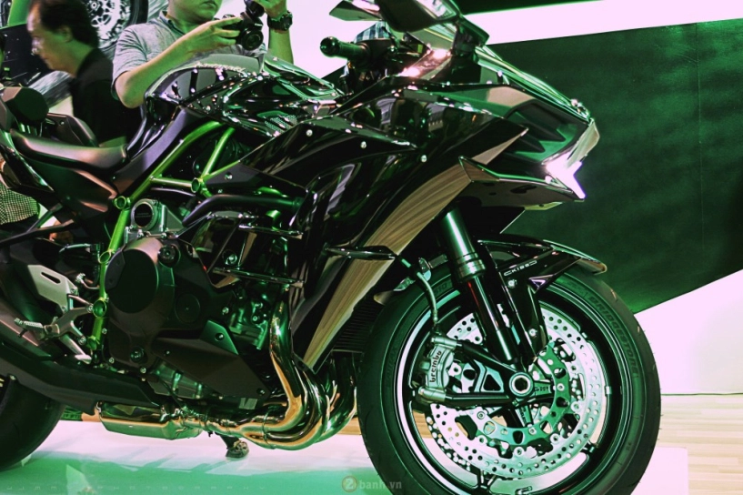 Motorrock khai trương showroom kawasaki đâu tiên tai hcm va ra măt ninja h2 - 9