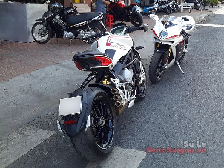 Mv agusta brutale 800 dragster và mv agusta f4 rr cùng xuất hiện trên đường phố long xuyên - 6