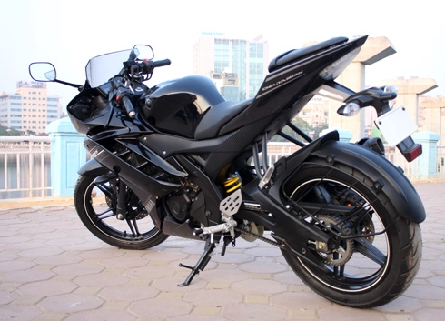 Nên mua aprilia hay r15 - 2