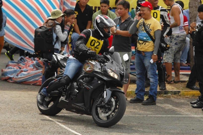 Ngắm z1000 và cbr600rr trổ tài tại vietnam motorbike festival 2014 - 3