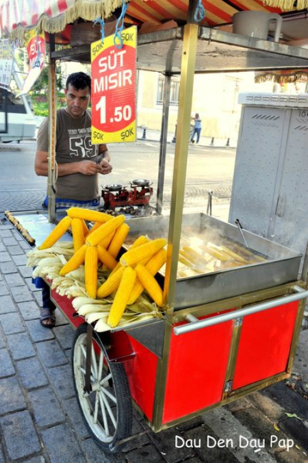 Ngô luộc và hạt dẻ nướng tại thiên đường ẩm thực istanbul - 2