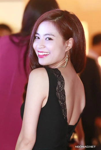 Ngọc hân trang điểm dịu dàng hoàng thùy linh sexy - 4